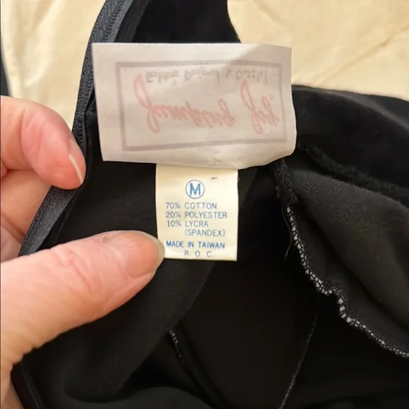 90s Sexy Black Velvet Jumpsuit - Picture 4 of 4